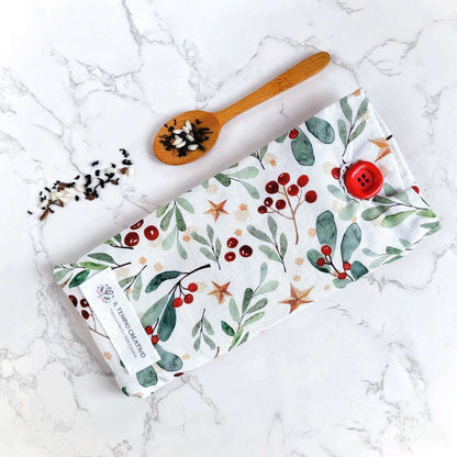 Cuscino per occhi eye pillow realizzato in cotono 100%, sfoderabile e lavabile, con ingredienti naturali antinfiammatori, rigeneranti e rilassanti. Stoffa Natale.